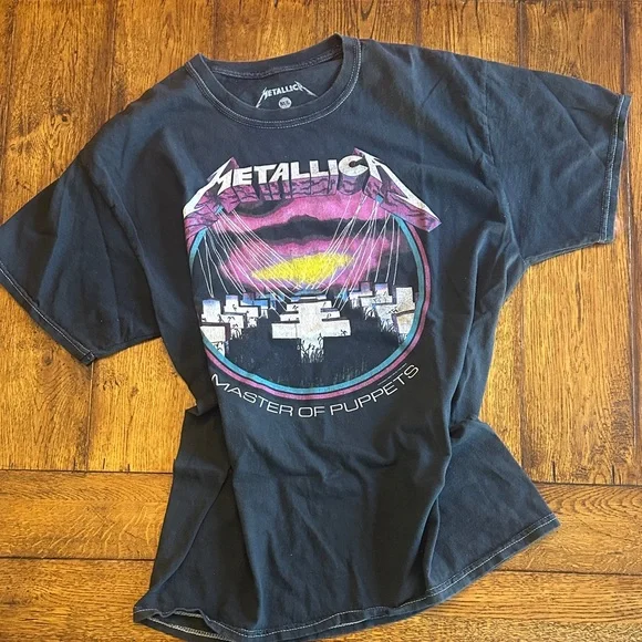 Metallica Master of Puppets T-Shirt - Picture 1 of 4